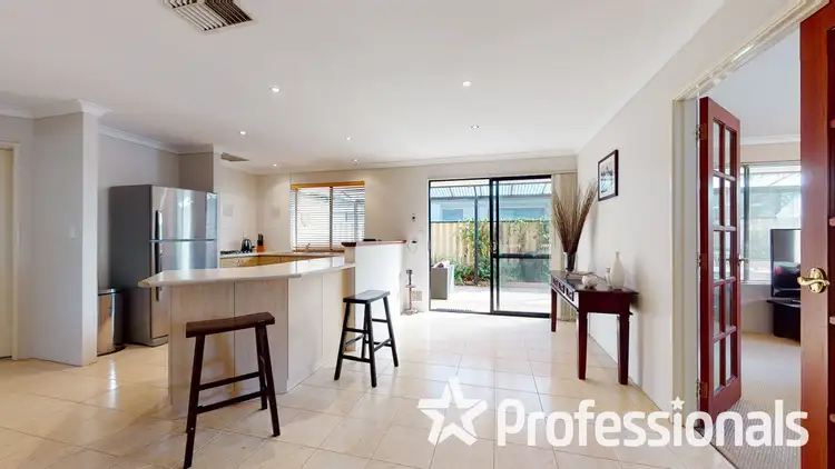 Sixth view of Homely house listing, 6 Fimister Parkway, Canning Vale WA 6155