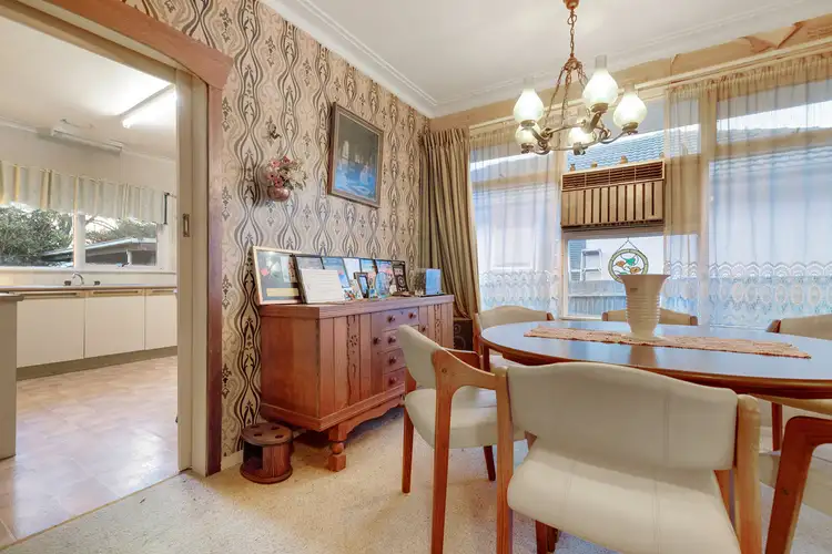 Fifth view of Homely house listing, 6 Mount View Court, Frankston VIC 3199