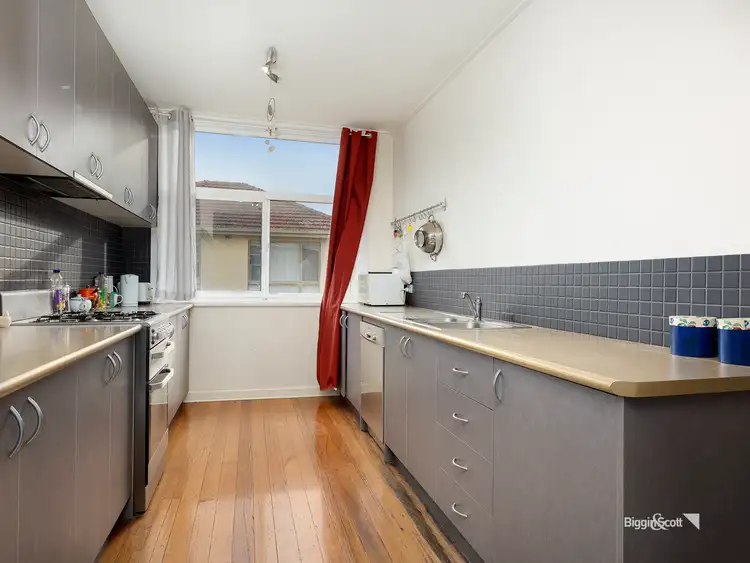 Fourth view of Homely apartment listing, 3/305 Rossmoyne Street, Thornbury VIC 3071