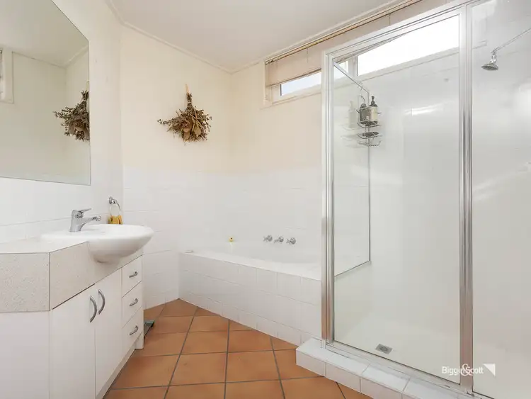 Sixth view of Homely apartment listing, 3/305 Rossmoyne Street, Thornbury VIC 3071