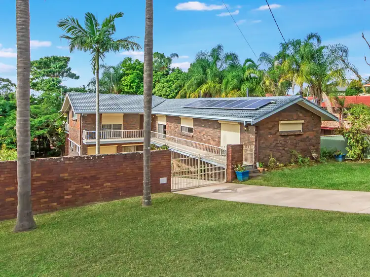 5 Carcoola Street, Benowa QLD 4217