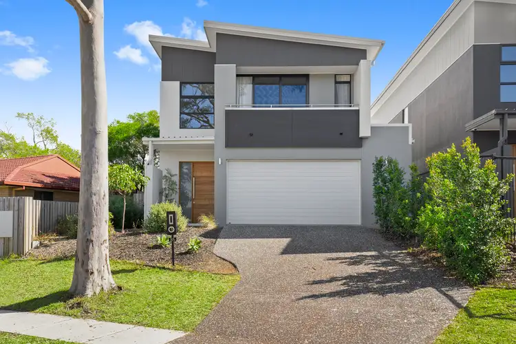 2/37 Collins Crescent, Benowa QLD 4217