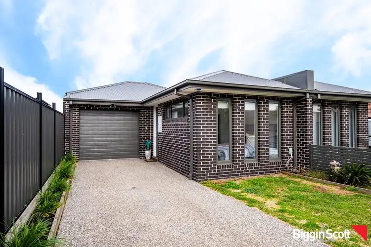 39 Paringa Road, Altona North VIC 3025