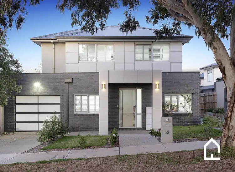 16 Wendora Street, Strathmore VIC 3041