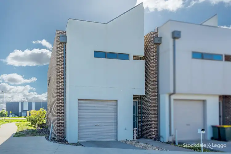 25 / 24-36 Healesville Loop, Craigieburn VIC 3064