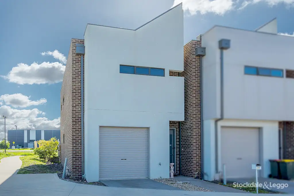 Main view of Homely house listing, 25 / 24-36 Healesville Loop, Craigieburn VIC 3064