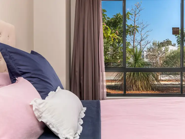 Sixth view of Homely house listing, 26 Astrolabe Way, Swan View WA 6056