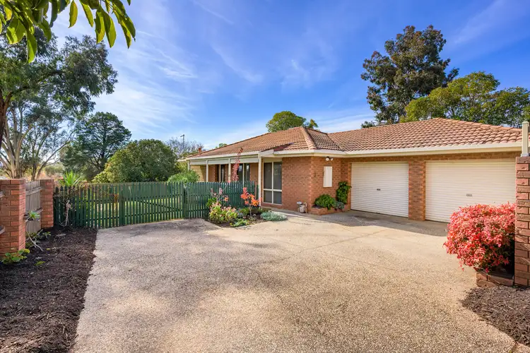 Main view of Homely unit listing, 2/1 Page Court, Wodonga VIC 3690