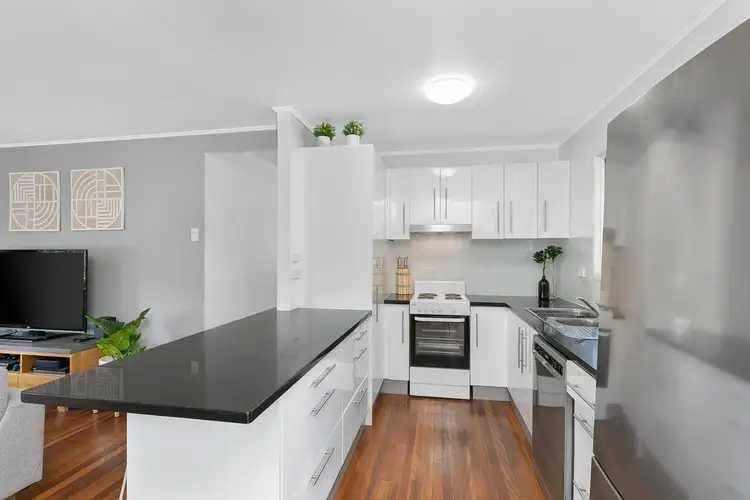 71 Malabar Street, Wynnum West QLD 4178