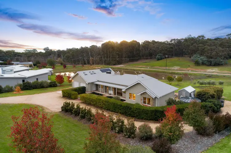 33 Hillandale Court, Bonegilla VIC 3691