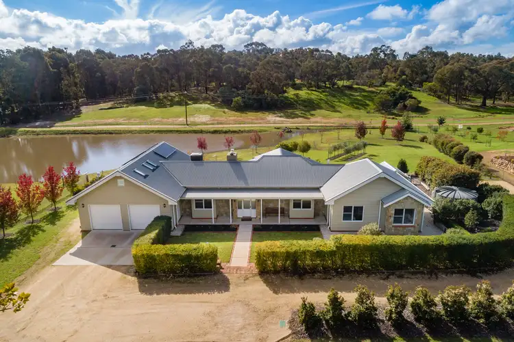 Second view of Homely house listing, 33 Hillandale Court, Bonegilla VIC 3691