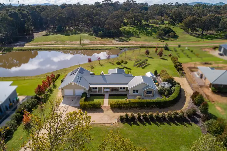 Third view of Homely house listing, 33 Hillandale Court, Bonegilla VIC 3691