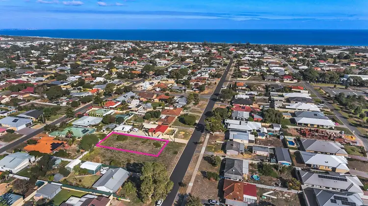 72 Dampier Drive, Golden Bay WA 6174