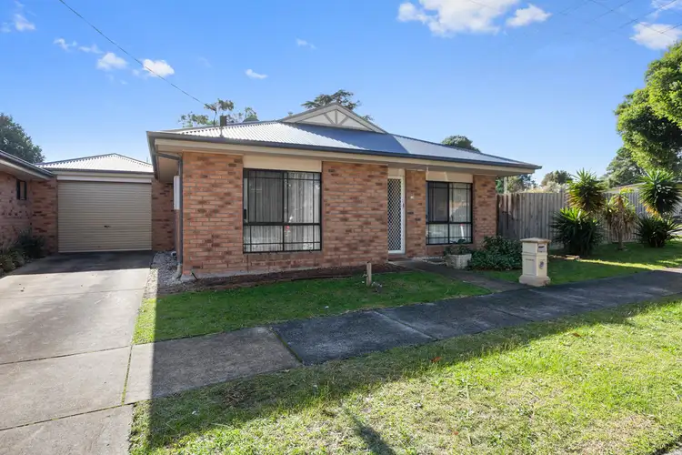 13 Stringybark Crescent, Frankston North VIC 3200