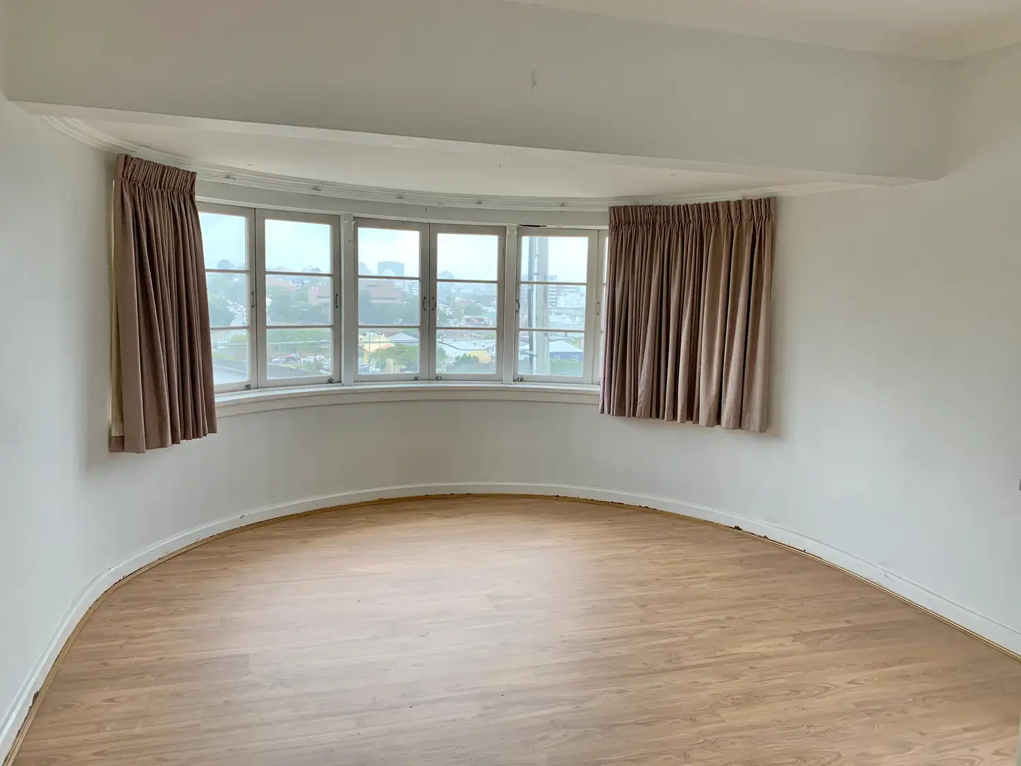 Main view of Homely unit listing, 1/52 Hawthorne Street, Woolloongabba QLD 4102