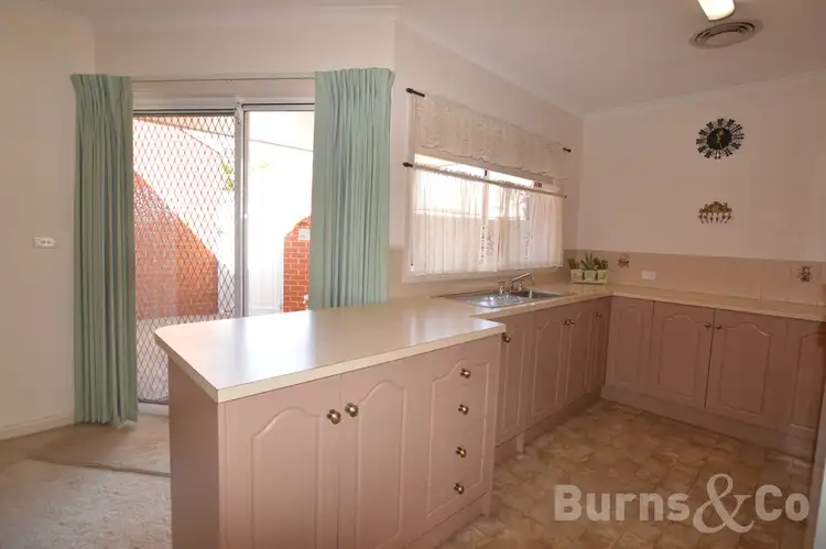 Sixth view of Homely house listing, Unit 1/8 Chaffey Avenue, Mildura VIC 3500