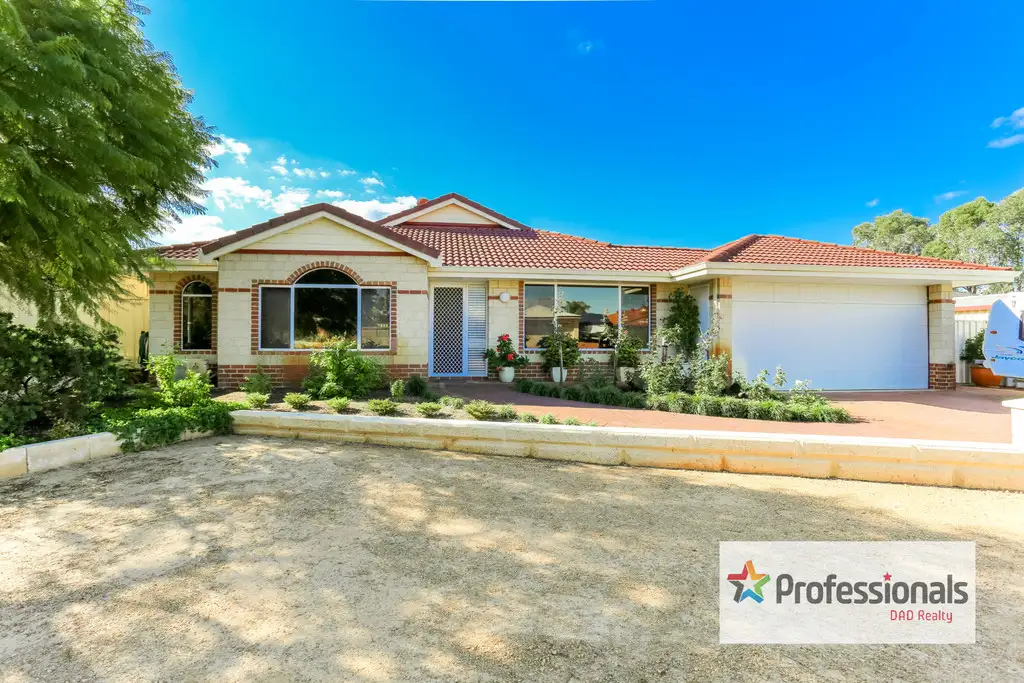 Main view of Homely house listing, 4 Parakeet Outlook, Australind WA 6233