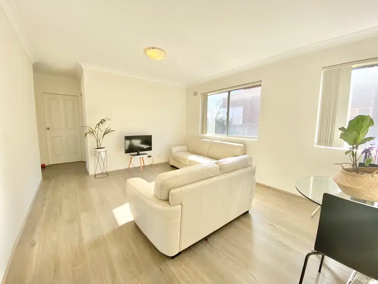 3/11 Randwick Street