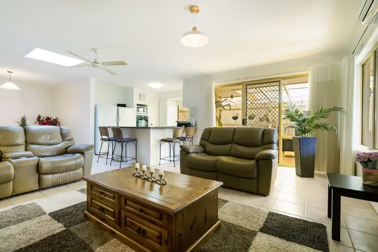 62 Kingston Way, Safety Bay WA 6169