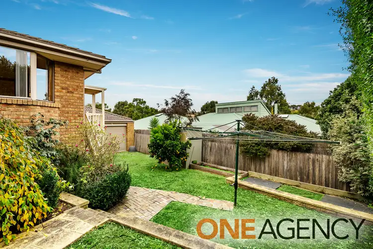 Fifth view of Homely house listing, 2 Matheson Court, Berwick VIC 3806