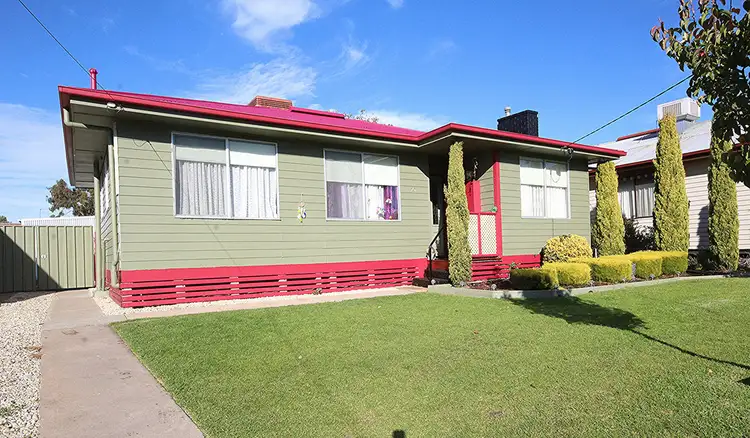 10 Hutchesson Street, Horsham VIC 3400