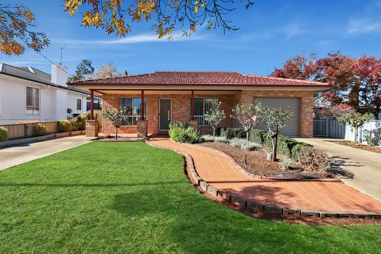 81 Haig Street, Temora NSW 2666