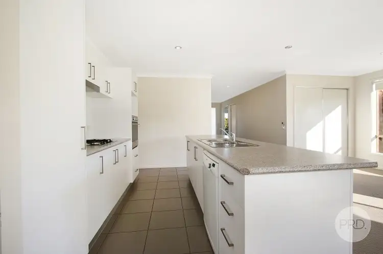 Fifth view of Homely house listing, 25 Gabrielle Court, Lavington NSW 2641