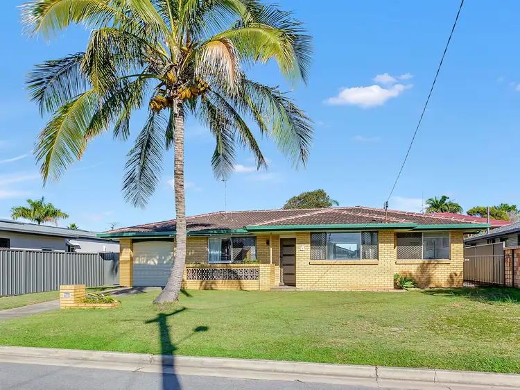 Main view of Homely house listing, 4 Araluen Avenue, Palm Beach QLD 4221