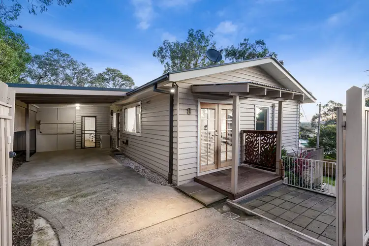 8 Newton Street, Ferntree Gully VIC 3156