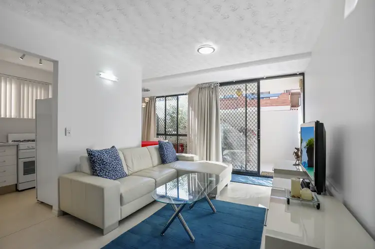Third view of Homely apartment listing, 2/88 Eagle Terrace, Sandgate QLD 4017