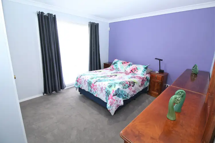 Fifth view of Homely house listing, 6 Graves Place, Griffith NSW 2680