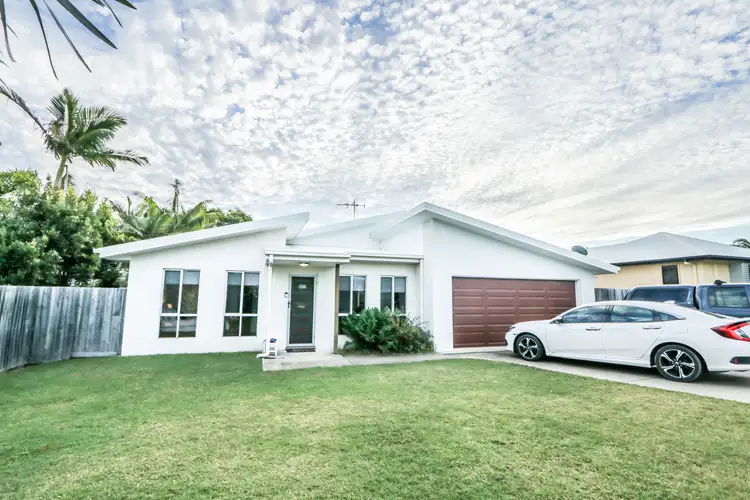 4 Coral Ave, Agnes Water QLD 4677