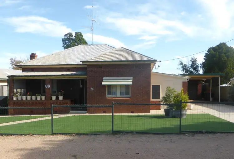 86 High Street, Parkes NSW 2870