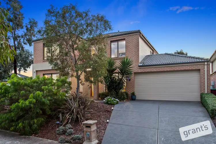 182 Mountainview Boulevard, Cranbourne North VIC 3977