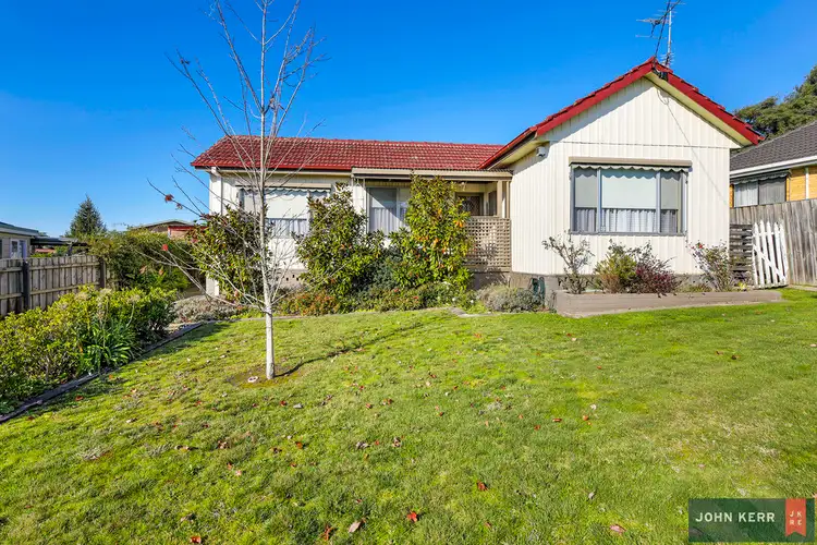 4 Durham Road, Newborough VIC 3825