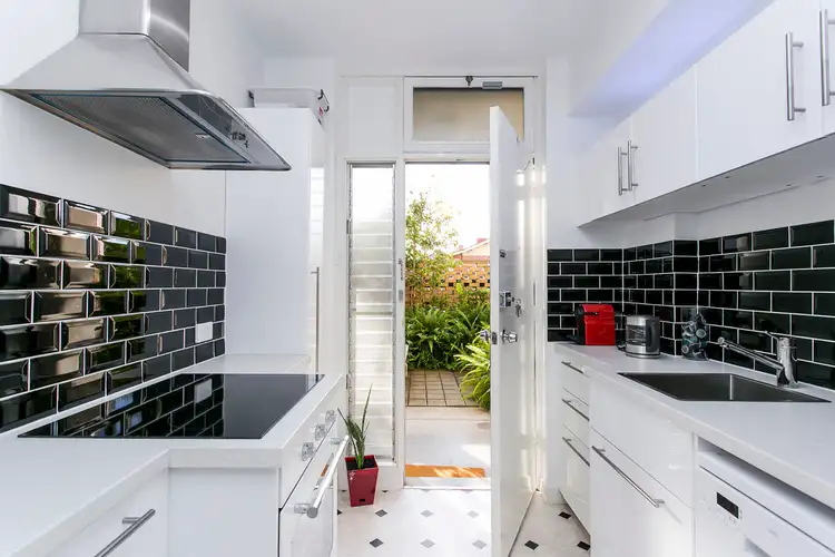 Fourth view of Homely apartment listing, 3/103 Strangways Terrace, North Adelaide SA 5006