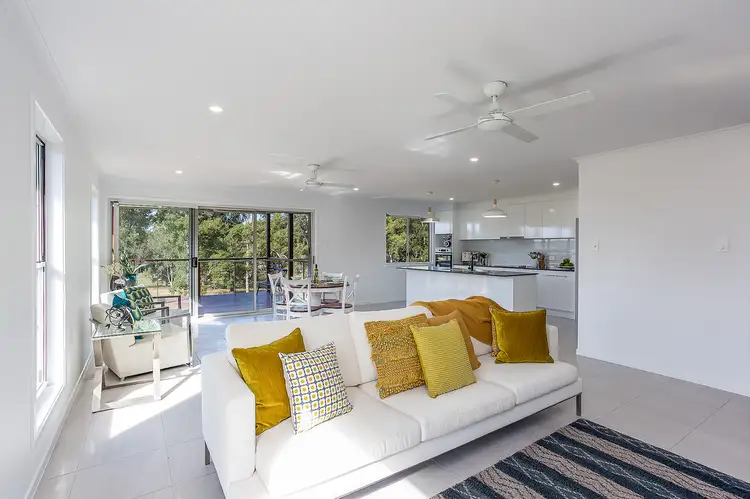Fifth view of Homely house listing, 10 Farmer Crt, Southside QLD 4570