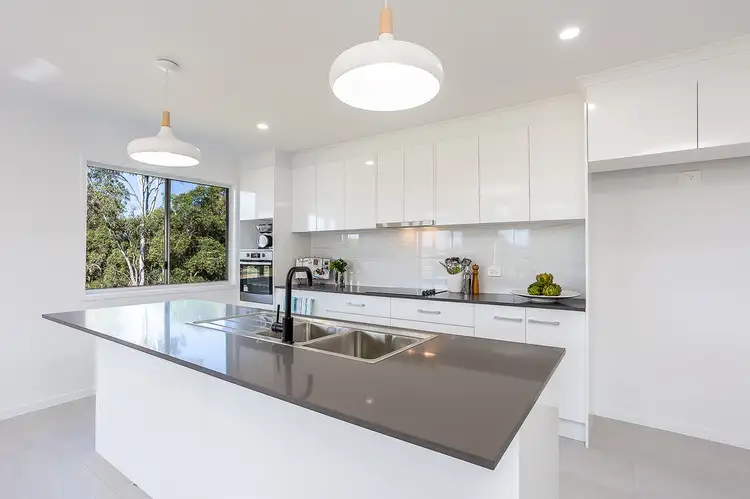 Seventh view of Homely house listing, 10 Farmer Crt, Southside QLD 4570