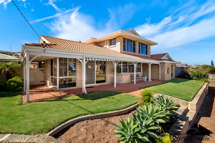 11 Blackburn Crescent, Tarcoola Beach WA 6530