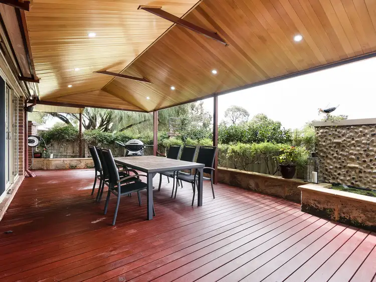 11 Hird Place, Palmyra WA 6157