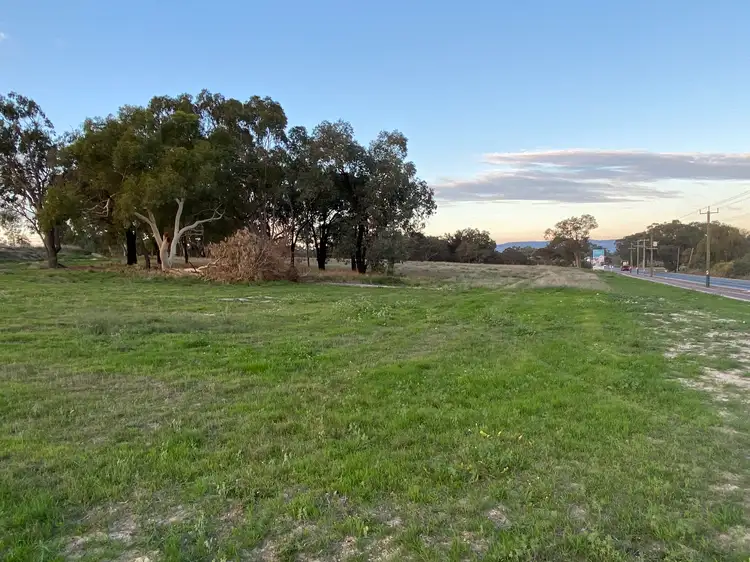9000 Gnangara Rd, Henley Brook WA 6055
