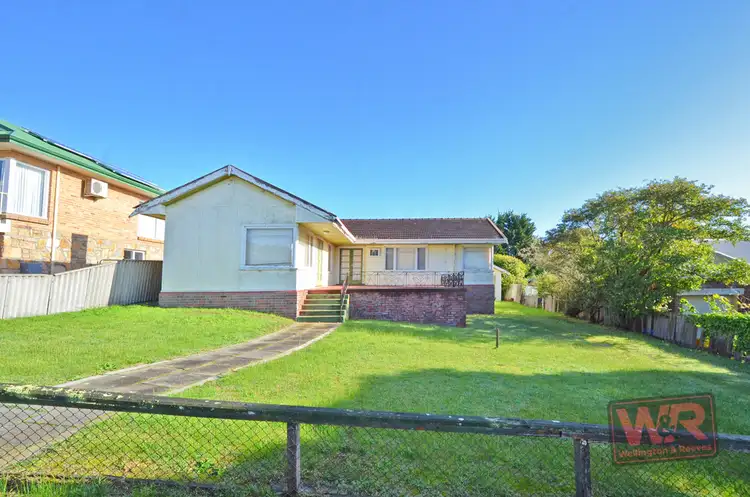 Second view of Homely house listing, 7 Sussex Street, Mount Clarence WA 6330
