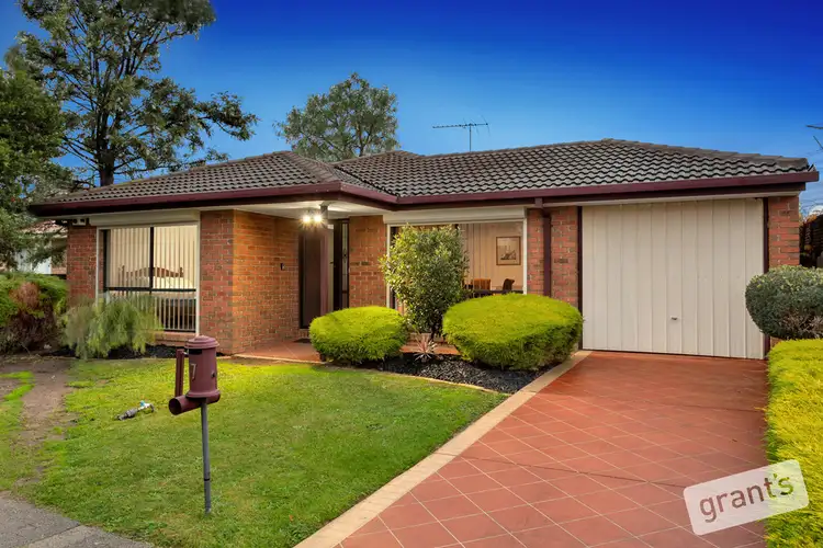 7 Lake View Drive, Narre Warren South VIC 3805