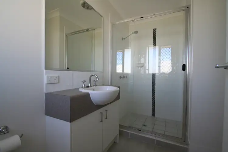 Sixth view of Homely house listing, 6 Hillcrest Street, Emerald QLD 4720