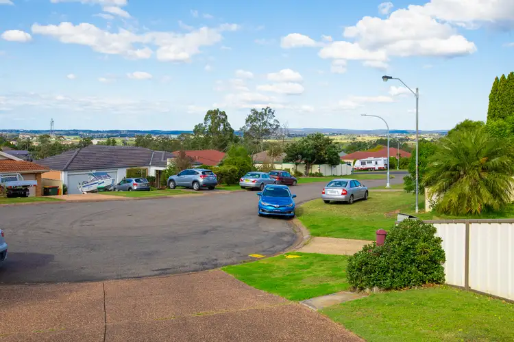 Second view of Homely house listing, 1/10 Quinton Close, Rutherford NSW 2320