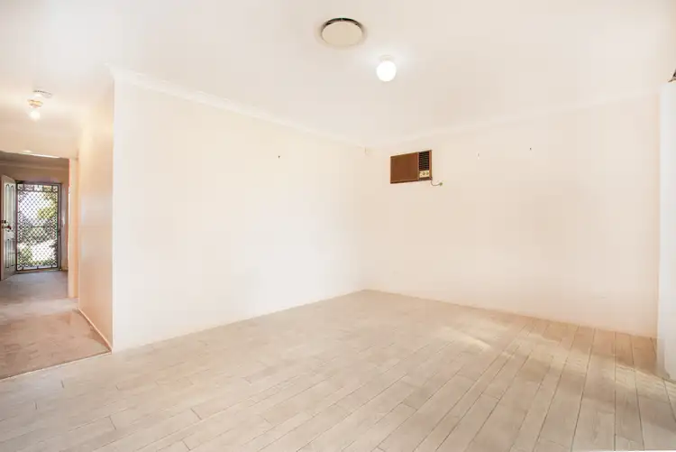 Fifth view of Homely house listing, 1/10 Quinton Close, Rutherford NSW 2320