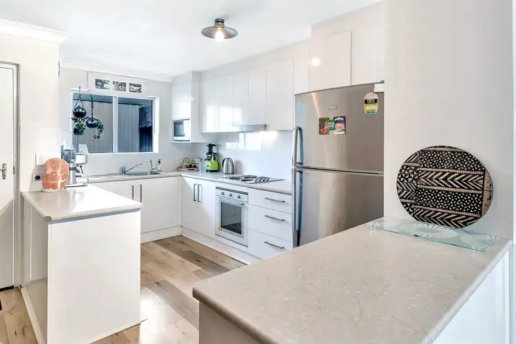 Fifth view of Homely unit listing, 4/21 Darrambal Street, Chevron Island QLD 4217