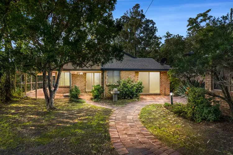 15 Salisbury Court, Clear Mountain QLD 4500