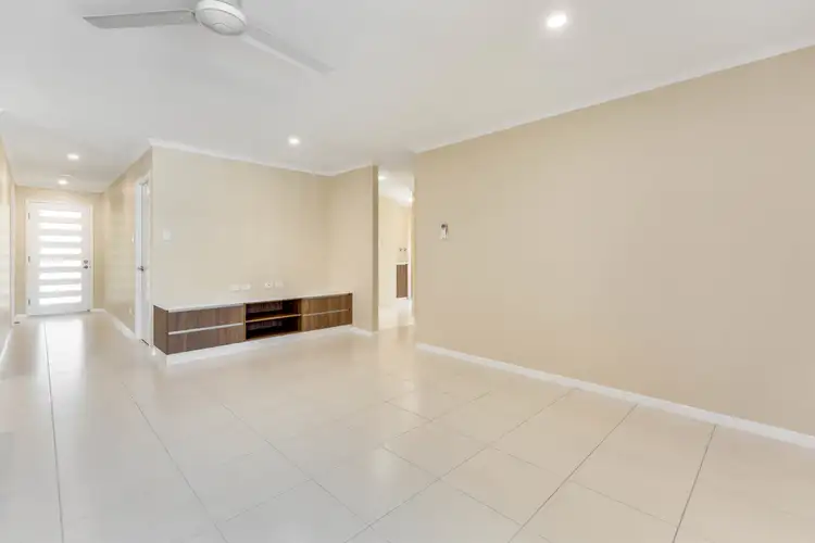 Fourth view of Homely house listing, 2 Cuthbert Court, Slade Point QLD 4740