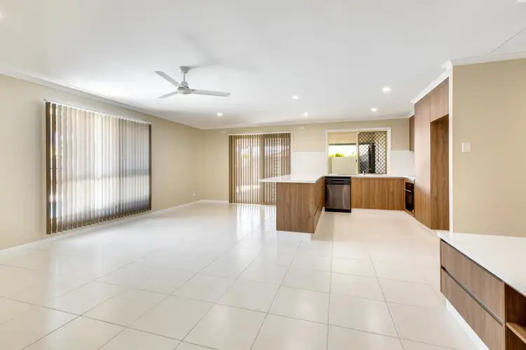 Fifth view of Homely house listing, 2 Cuthbert Court, Slade Point QLD 4740